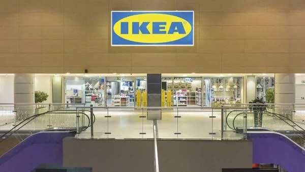 Κοστίζει 700€  αλλά ξεπουλάει σαν "τρελός" - Ο καναπές από τα ΙΚΕΑ που κάνει θραύση