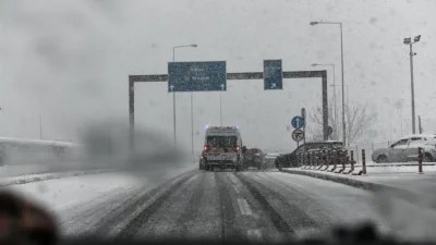 Κακοκαιρία Φίλιππος: Χιόνια Στην Αττική - Σύσταση από την Πολιτική Προστασία για αποφυγή άσκοπων μετακινήσεων