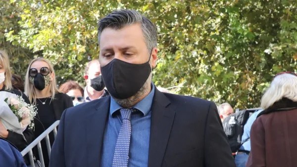 «Ο γιος μας έφτασε μέχρι...» - Τα συμπτώματα του Γιάννη Καλλιάνου και της οικογένειάς του από τον κορωνοϊό