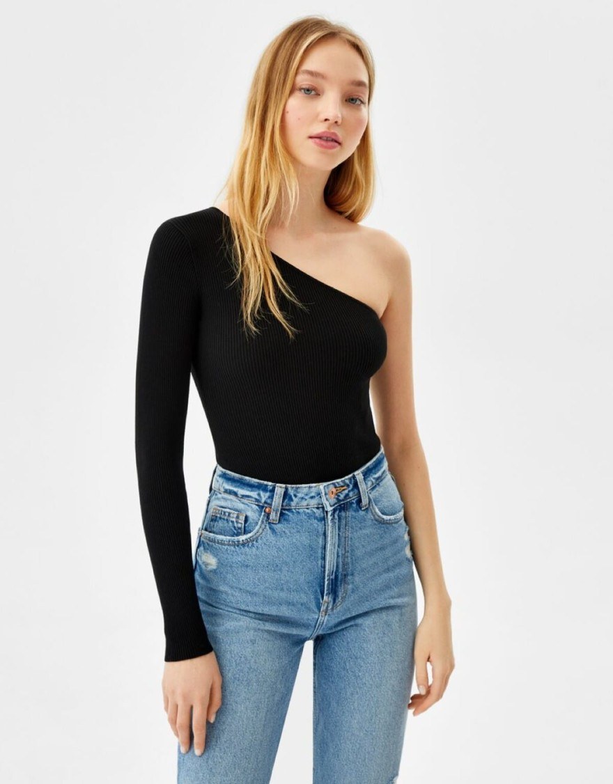 Μαύρη Μπλούζα από τα Bershka