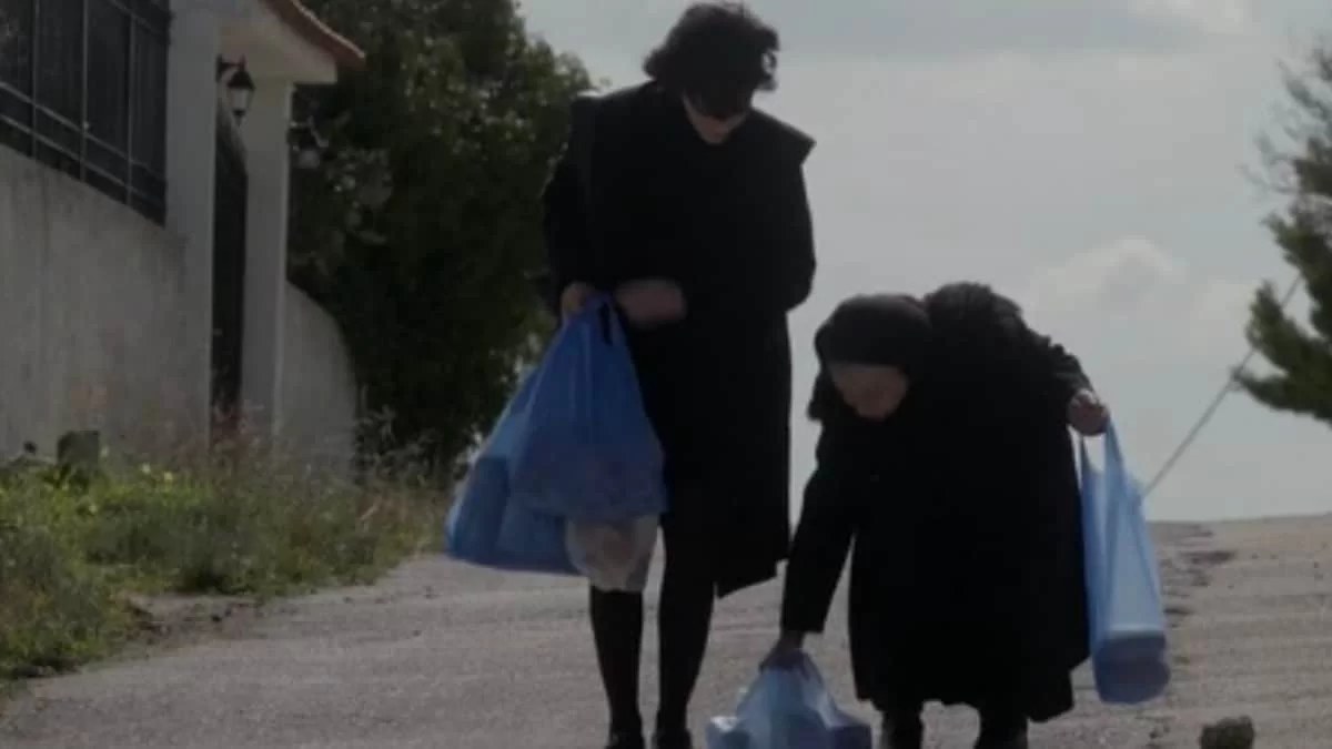 Σασμός: Η σκηνή της Βασιλικής με τη γιαγιά Ειρήνη που "λύγισε" το Twitter - Του έβαλε φωτιά