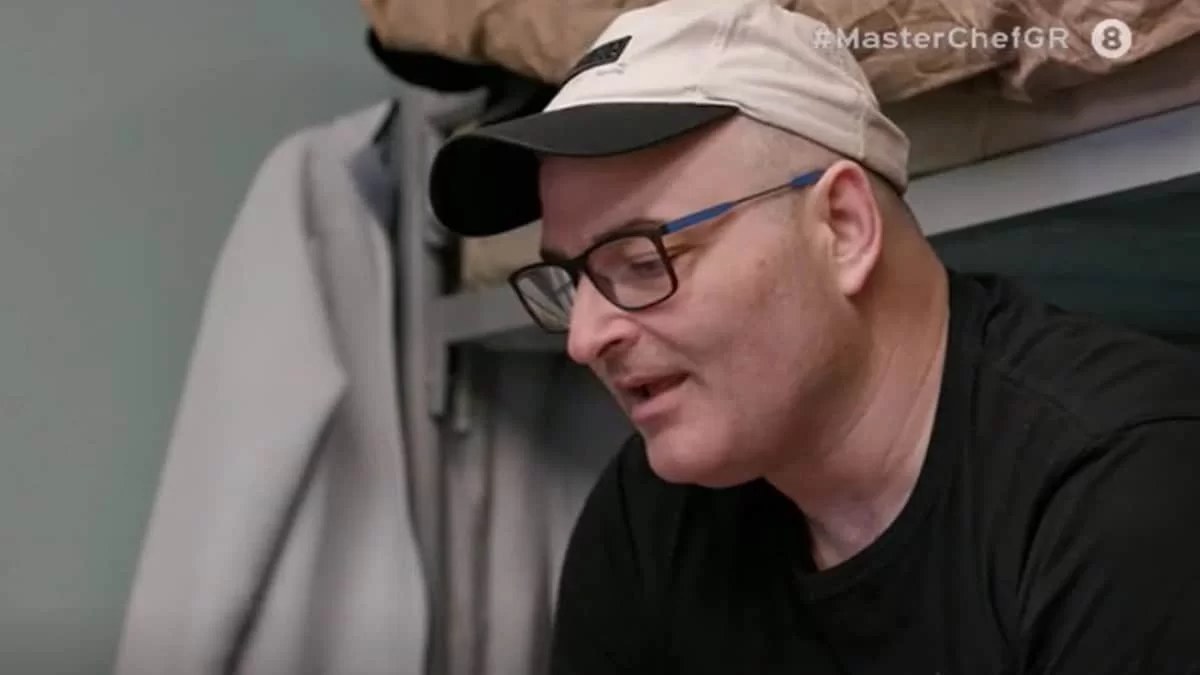 Masterchef 6: «Ντροπή σας για αυτά που κάνατε...» - Ο Ταϊρίδης ''αδειάζει'' τους μπλε και ρίχνει απειλές