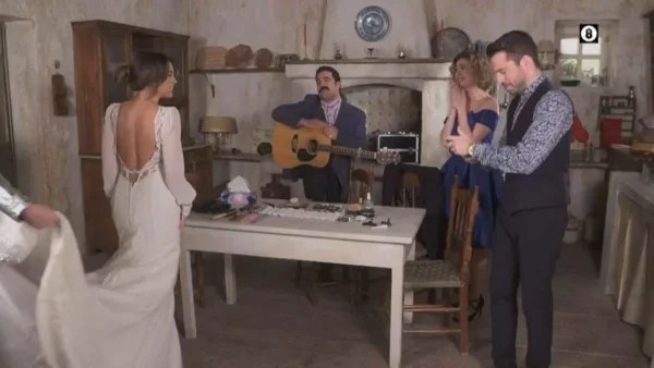 Χαιρέτα μου τον Πλάτανο: Η μέλλουσα νύφη μας αγνοείται και ο Παναγής είναι έτοιμος να πάρει τους δρόμους