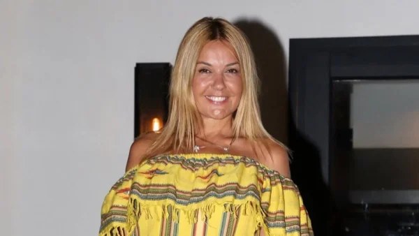 «Το μετάνιωσα που γύρισα στην Ελλάδα! Αν είχα το μυαλό που έχω τώρα...» - "Κόλαφος" η  Χριστίνα Παππά