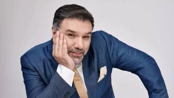 The 2night Show: Έσκασε η ανακοίνωση του ΑΝΤ1 για τον Γρηγόρη Αρναούτογλου