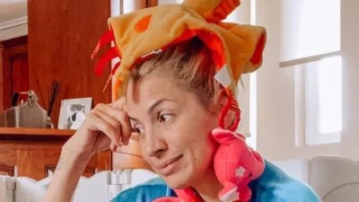 Η Ηλιάκη είναι μια τρυφερή μανούλα - Η φωτογραφία με την κόρη της αγκαλιά κάνει το γύρο του διαδικτύου