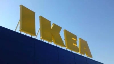 "Χαμός" στα ταμεία των ΙΚΕΑ με το κρεβάτι που έχει αποθηκευτικό χώρο - Ξεπουλάει στο λεπτό