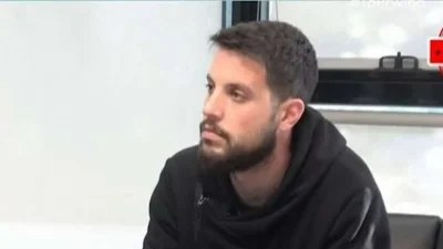 Πάτρα: Με πράσινο φόρεμα και μαλλί κομμωτηρίου - Στη δημοσιότητα φωτογραφίες της μητέρας του Δασκαλάκη