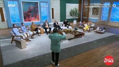 Αλήθειες με τη Ζήνα: Επική στιγμή στον αέρα της εκπομπής - Ο Ανδρέας Μικρούτσικος "εισέβαλλε" στο πλατό