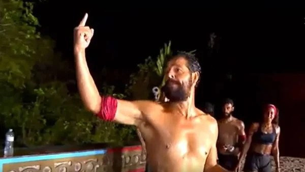 Survivor 5: «Εσύ είσαι 45 και κάνεις σαν...» - Απίστευτος καυγάς Απόστολου και Βρισηίδας