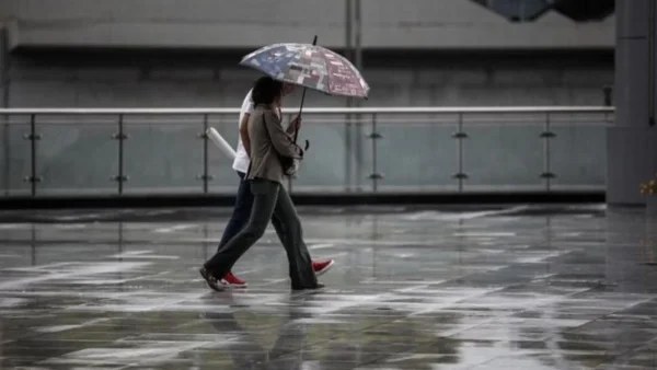 Βροχερός και κρύος ο καιρός σήμερα 17/4 - Έρχονται χαλαζοπτώσεις