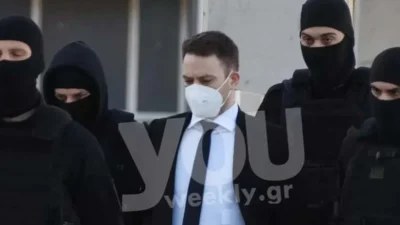 Γλυκά Νερά: «Δεν έκλαιγε, ήταν...» - Η κατάθεση του αστυνομικού που πήρε το μωρό από τη σκηνή του εγκλήματος