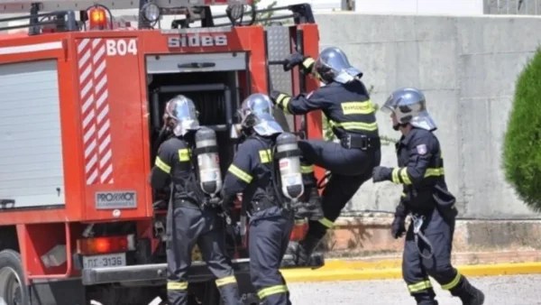 Φωτιά τώρα στις Αχαρνές