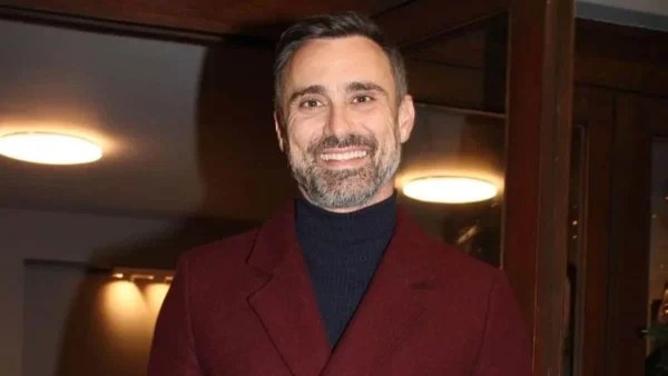 Δύσκολες στιγμές για τον Γιώργο Καπουτζίδη - Οδηγήθηκε εσπευσμένα στο νοσοκομείο