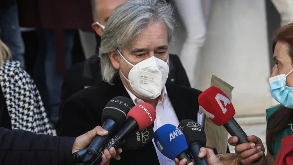 Πάτρα: ''Ραγίζει καρδιές'' ο εντατικολόγος της Τζωρτζίνας - Ο λόγος που δεν πήγε στην κηδεία της