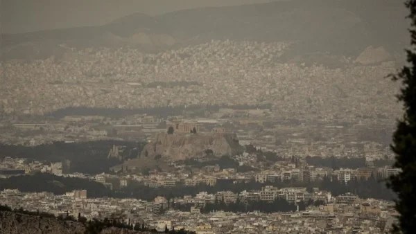 Λασποβροχές και αφρικανική σκόνη μέχρι και την Μ. Τετάρτη - Τι καιρό θα κάνει το Πάσχα;