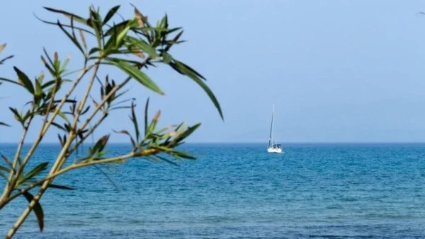 Καιρός 3/4: Υψηλές θερμοκρασίες αλλά με αρκετή συννεφιά
