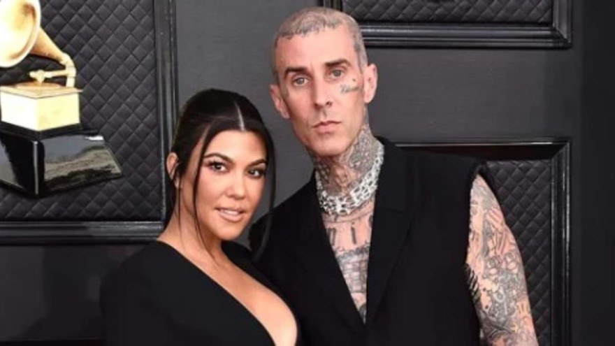 H Kourtney Kardashian με τον Travis Barker