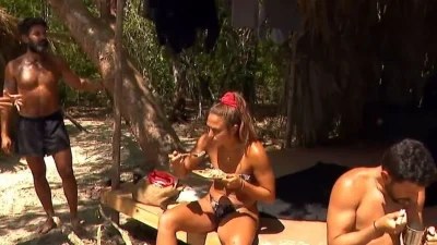 Survivor 5: Έξαλλοι οι Μπλε με τους Κόκκινους - Έγινε ο κακός χαμός στην παραλία για το ρύζι