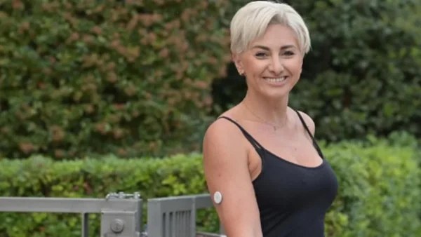 Η Ρεγγίνα Μακέδου συγκλονίζει πηγαίνοντας στο νοσοκομείο - «Κάποιος με βοηθάει να ζήσω...»