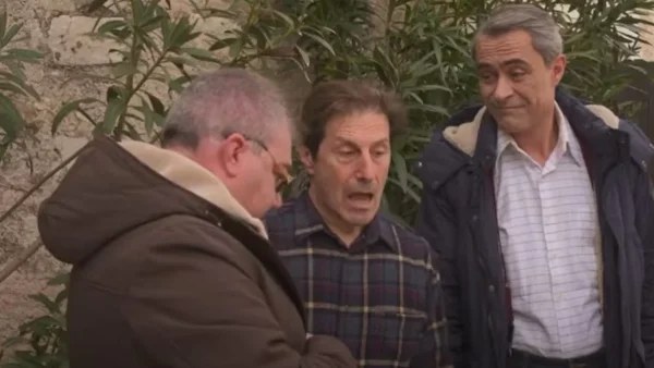 Χαιρέτα μου τον Πλάτανο: Ένα βήμα πιο κοντά στο θησαυρό του παππού τους Κατερίνα και Τζώρτζης