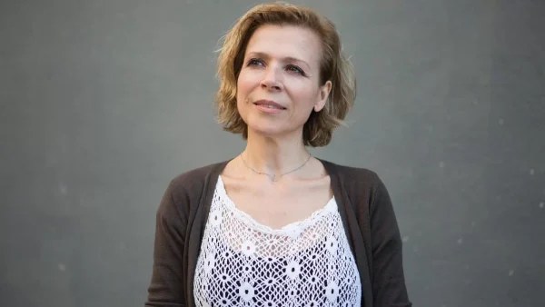 «Με τον Γιώργο Καπουτζίδη δεν βλεπόμαστε...» - Η Ράνια Σχίζα σε μία σπάνια εξομολόγηση