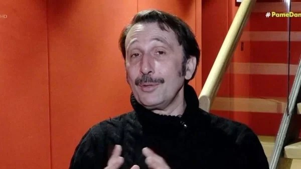 «Οι άνθρωποι στο δρόμο ήταν σίγουροι ότι είμαι...» - Ο Ρένος Χαραλαμπίδης σε μία αποκαλυπτική εξομολόγηση