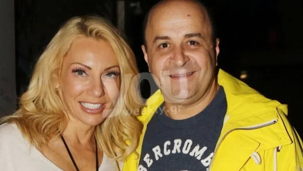 Με μοντέρνα έπιπλα και γεμάτο χρώματα - Το εντυπωσιακό σπίτι του Μάρκου Σεφερλή και της Έλενας Τσαβαλιά