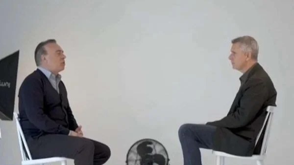 «Δεν με αφορά να συμφωνούν με αυτό που είμαι» - "Καταπέλτης" ο Φώτης Σεργουλόπουλος για τη ζωή του
