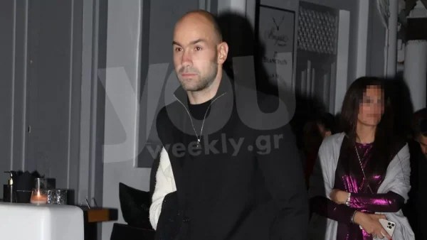 Νυχτοπερπατήματα στα σοκάκια της Μυκόνου - Τράβηξαν όλα τα βλέματα Σπανούλης και Χοψονίδου