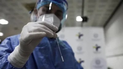 Κορωνοϊός: Ανησυχία με τα σημερινά 8/4 κρούσματα στη χώρα μας