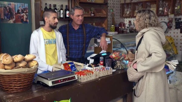 Χαιρέτα μου τον πλάτανο: Ο Παππάς και η Μάρμω θα φέρουν τα πάνω κάτω με την αποκάλυψη τους