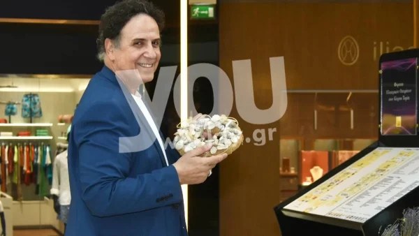 Μετά το τέλος του Καφέ της Χαράς αυτή τη σειρά ετοιμάζει ο Χάρης Ρώμας - Θα "ταράξει" τα νερά