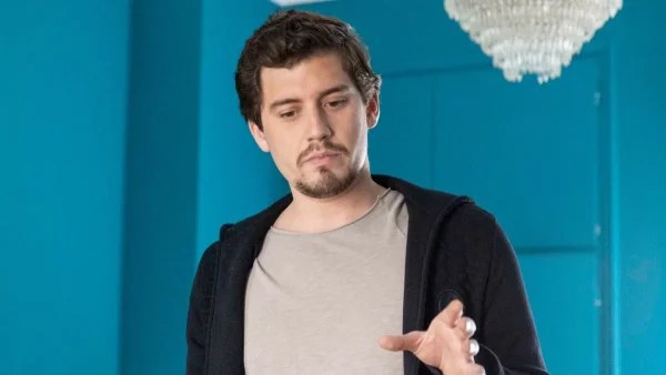 Σασμός: Απεγνωσμένος ο Νικηφόρος - Προσπαθεί να μάθει αν είναι παιδί του Μαθιού