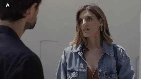 Σασμός: Τον βλέπει και... - Αναπάντεχη η αντίδραση της Αργυρώς συναντώντας τον Αστέρη