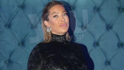 Αμαρυλλίς: "Έλιωσε" το Instagram με την πρώτη ανάρτηση αγκαλιά με τον τριών μηνών γιο της