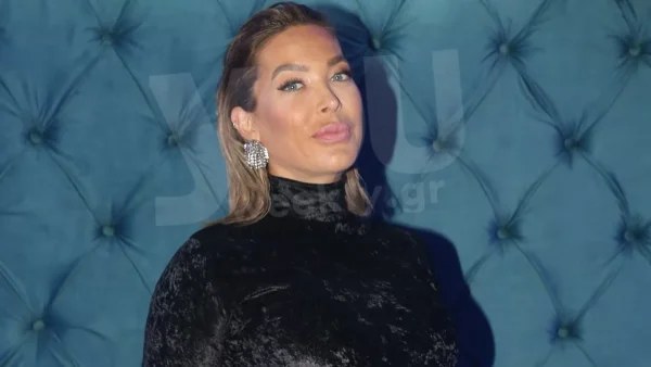 Αμαρυλλίς: "Έλιωσε" το Instagram με την πρώτη ανάρτηση αγκαλιά με τον τριών μηνών γιο της