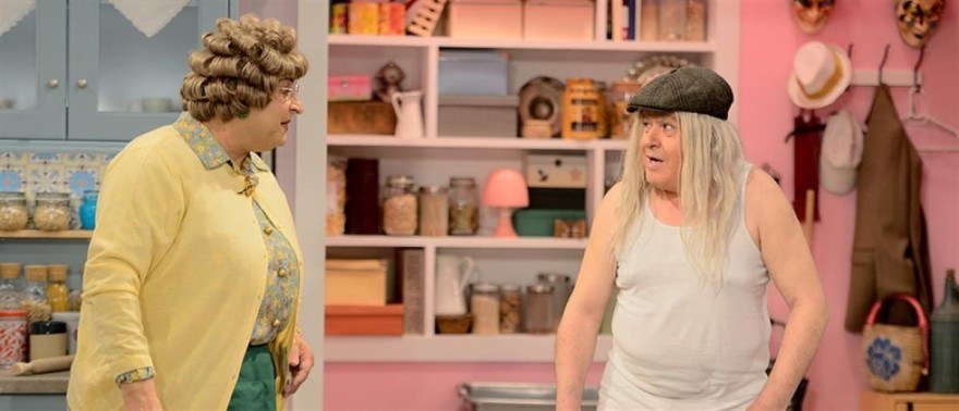 Super Mammy, Κυριακή 8 Μαΐου, Επεισόδιο 6ο «Παππού μην ξαναπεθάνεις Παρασκευή!»: