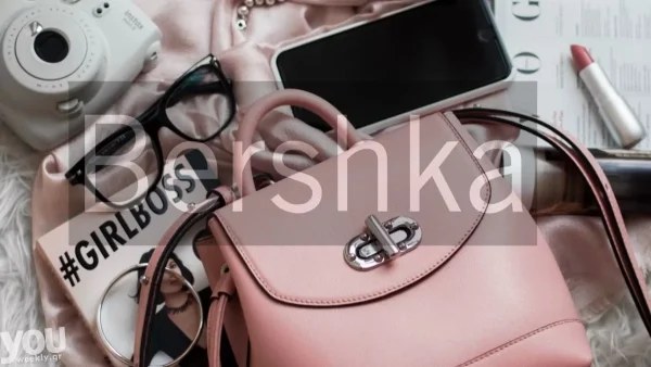 Βγαίνει σε 2 χρώματα και κοστίζει 18 ευρώ -  Την θέλουν όλες οι γυναίκες αυτήν την τσάντα από τα Bershka