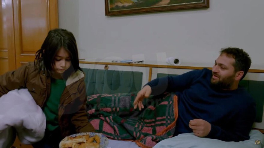 Elif Εμιρχάν πατέρας