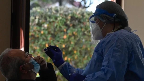 Ευλογιά Πιθήκων: Ανεμοβλογιά δείχνει το πρώτο ύποπτο κρούσμα στην Ελλάδα