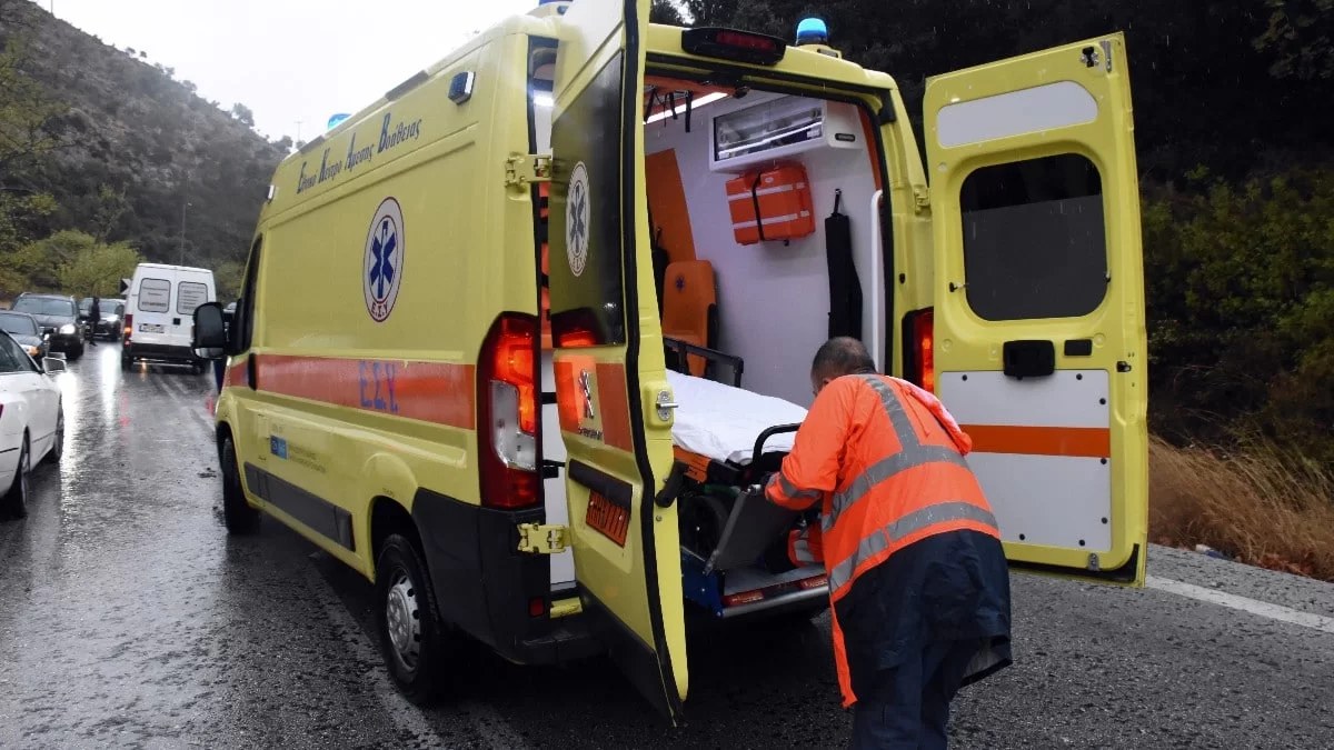 Φωτιά Π. Φάληρο: Σκότωσε την μητέρα του με δύο μαχαιριές στην καρδιά και έβαλε φωτιά στο σπίτι