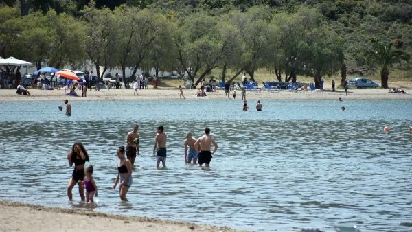 Μερομήνια: Θα υποφέρουμε και φέτος το καλοκαίρι - Πότε θα ξεπεράσει τους 40 βαθμούς η θερμοκρασία