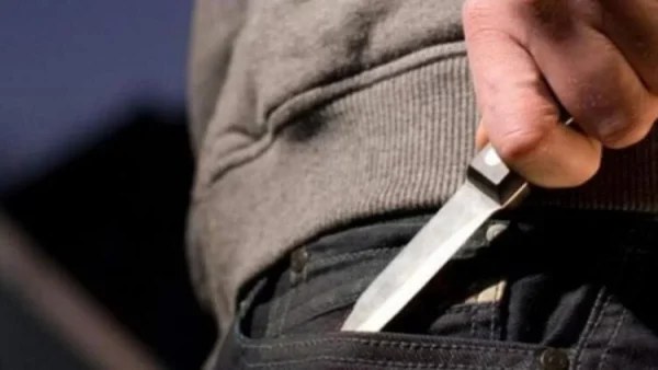 Βγήκαν μαχαίρια σε καφενείο στα Ιωάννινα : Δύο οι τραυματίες- Ti ακολούθησε
