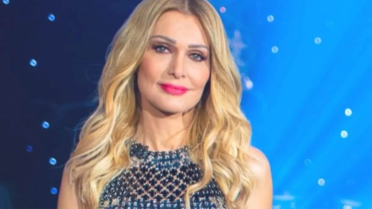 "Ατύχημα" για την Νατάσα Θεοδωρίδου μες την μέση του δρόμου - Τι συνέβη