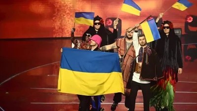 Eurovision 2022: Συγκινεί η ανακοίνωση της νίκης της Ουκρανίας μέσα από το καταφύγιο