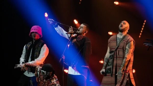 Eurovision 2022: Συγκλονίζει ή φωτογραφία του παρουσιαστή της Ουκρανίας που σχολίασε τον Α' Ημιτελικό