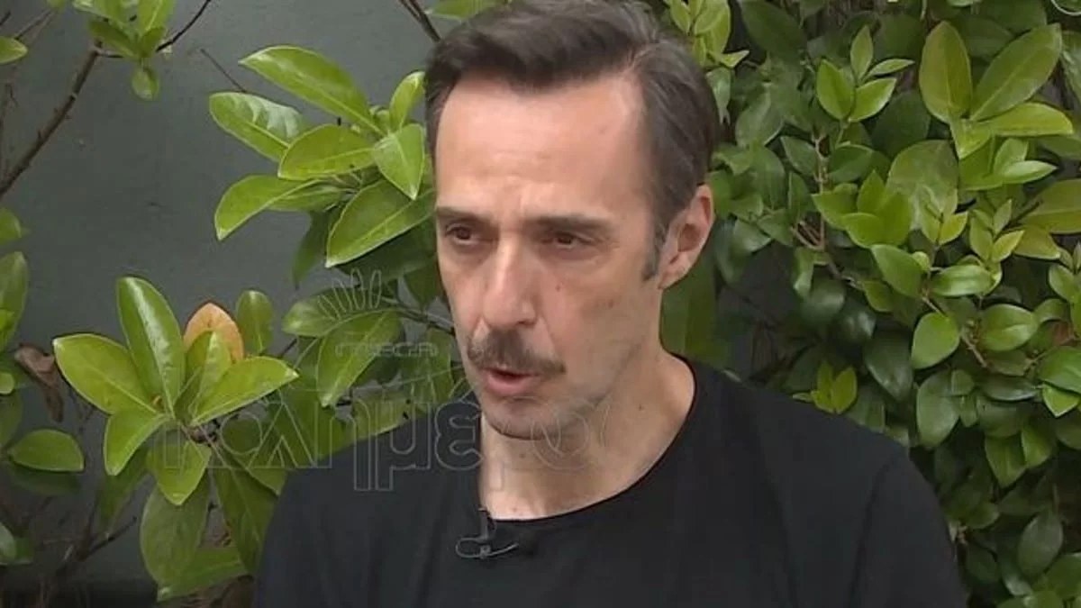 Ο Χρήστος Πλαΐνης μιλά για την απώλεια που τον στιγμάτισε και τους γάμους του - «Ποτέ δεν είναι εύκολο να...»