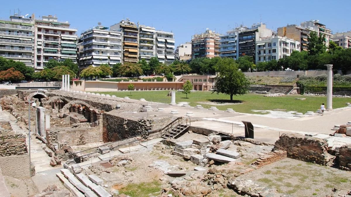 Θεσσαλονίκη: Κατέληξε 24χρονος που έπεσε από τη Ρωμαϊκή αγορά