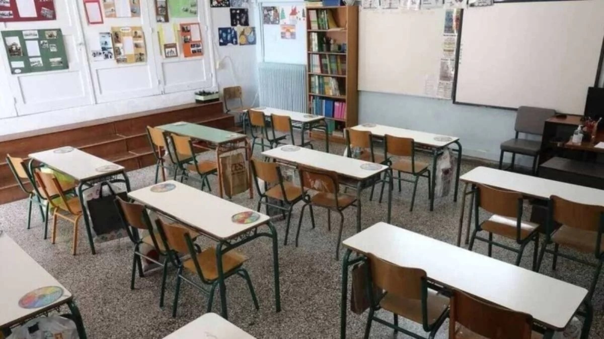 Σχολεία: Οριστικό τέλος στην υποχρεωτική χρήση μάσκας - Ποιοι θα πρέπει να την φορούν υποχρεωτικά